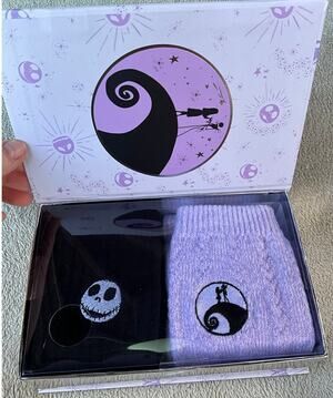 New in Box Disney The Nightmare Before Christmas 2 Pair Soft Crew Socks Sz 4-10